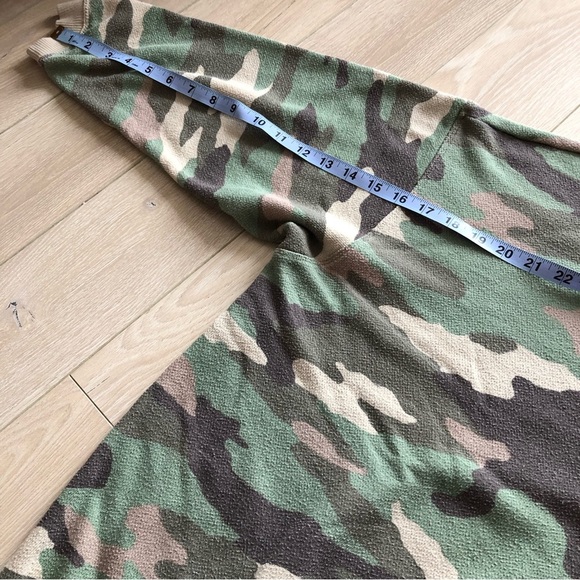 Aerie Camo Oversized 1/4 Zip Sweatshirt Size S - Picture 4 of 11